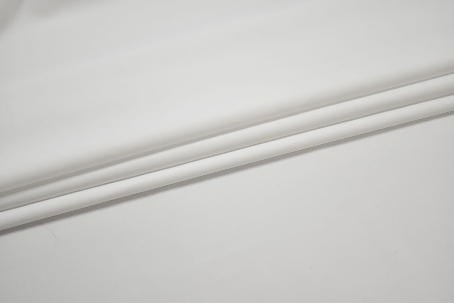 Бифлекс матовый белого цвета W-125038