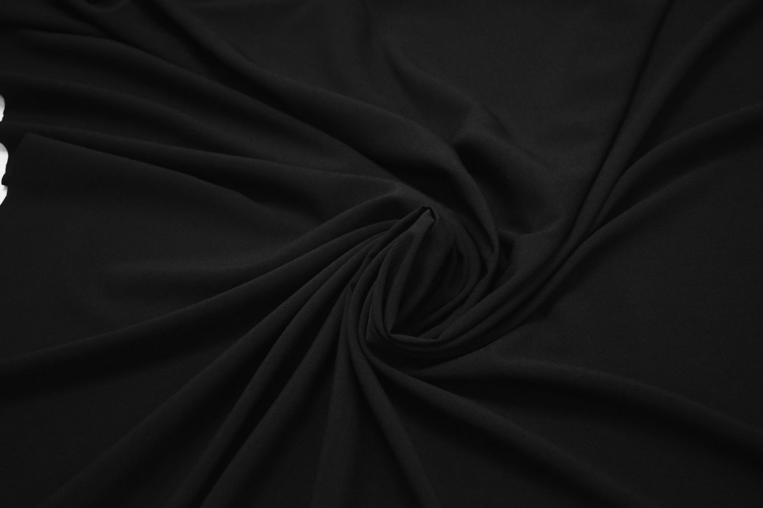 Плательная черная ткань W-130362