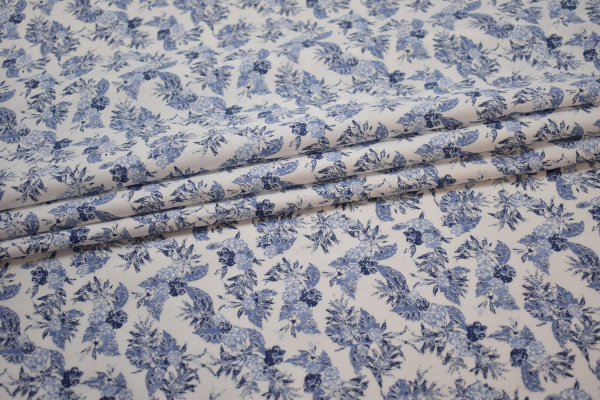 Рубашечная белая синяя ткань цветы W-130316