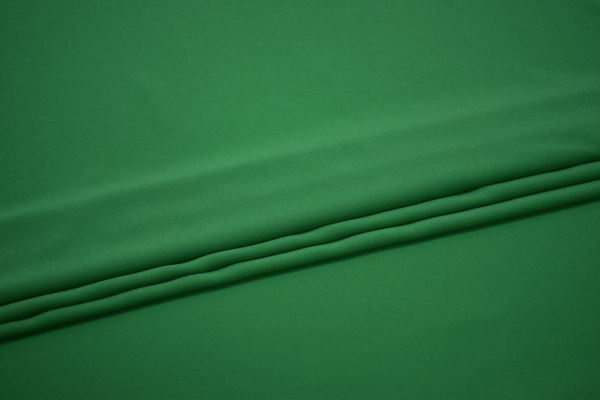 Плательный креп зеленый W-130415