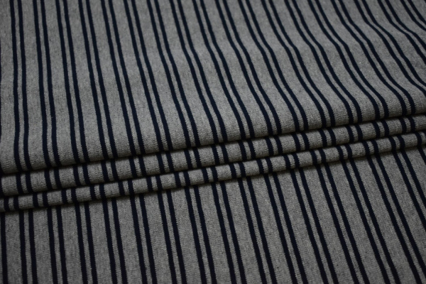 Трикотаж серый в синюю полоску W-128701