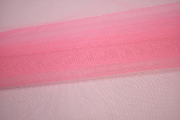 Сетка жесткая розового цвета W-125132