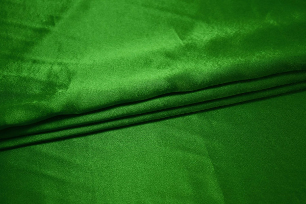 Креп-сатин зеленый W-125341