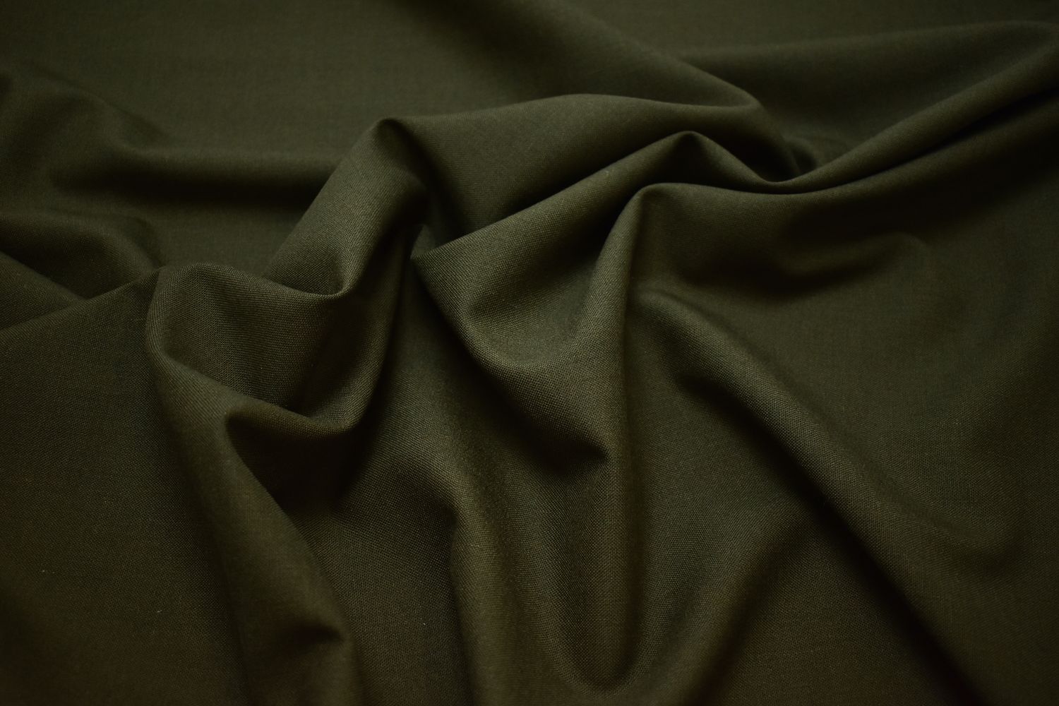 Материал хаки. Костюмная ткань хаки. Ткань цвета хаки. Ткань хаки шерсть. Военная зеленая ткань.