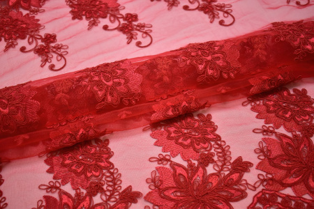 Сетка красная с вышивкой W-127475