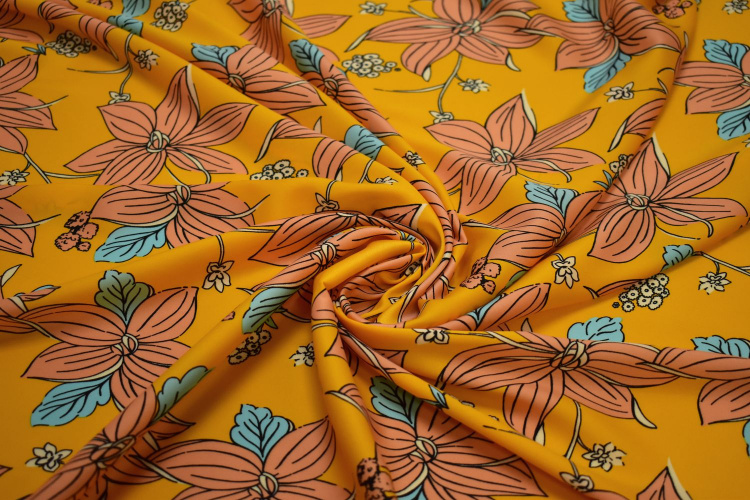 Плательная желтая персиковая ткань цветы W-132612