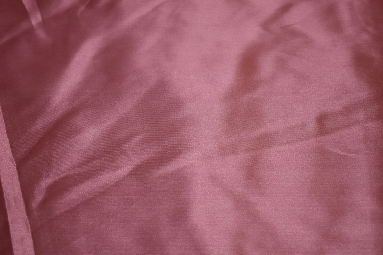Атлас однотонный розово-сиреневый W-131138