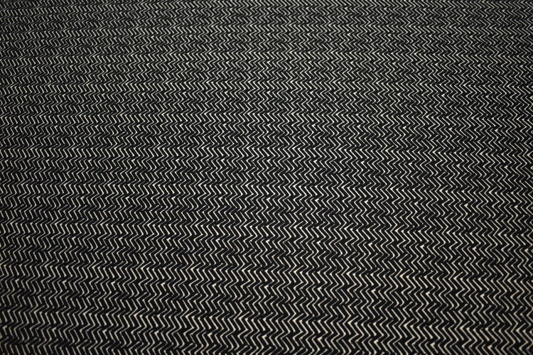 Костюмная черная белая ткань зигзаг W-132874