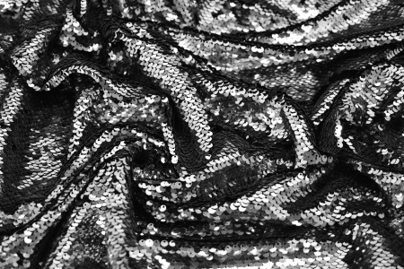 Сетка с серебряными и черными пайетками W-132384