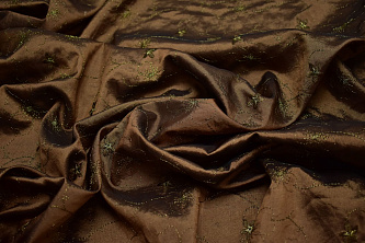 Тафта коричневого цвета вышивка W-130401