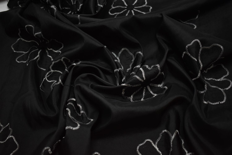Тафта черного цвета вышивка W-128812
