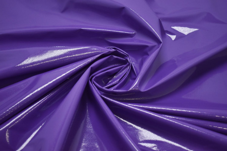 Лаке фиолетового цвета W-126936