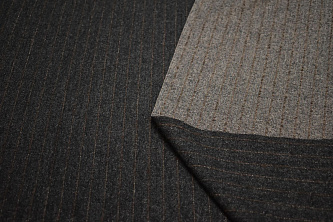 Костюмная серая коричневая ткань полоска W-133219