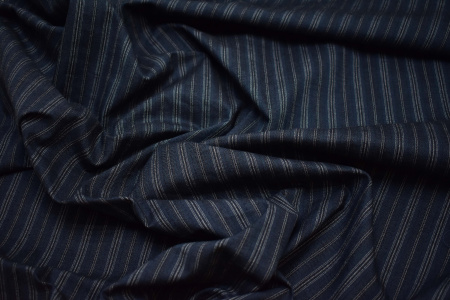 Костюмная синяя в серую полоску ткань W-131168