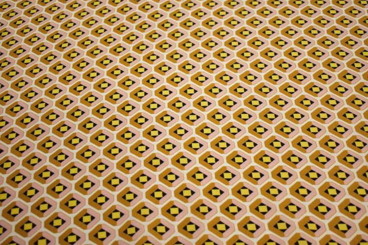 Шёлк-атлас желтый геометрический узор W-132162