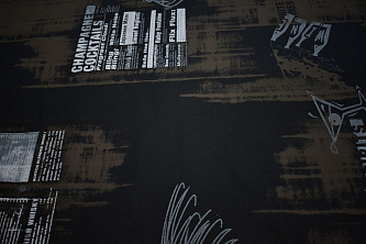 Рубашечная черная ткань надписи W-129148