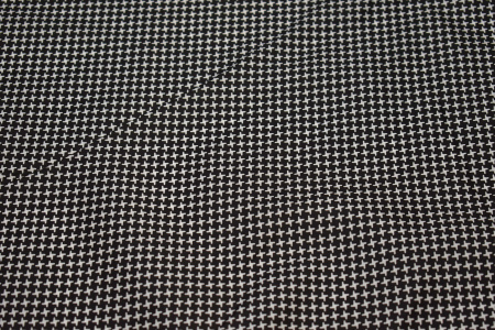 Курточная ткань с геометрическим узором W-132445