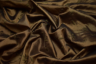 Тафта коричневого цвета вышивка W-130402