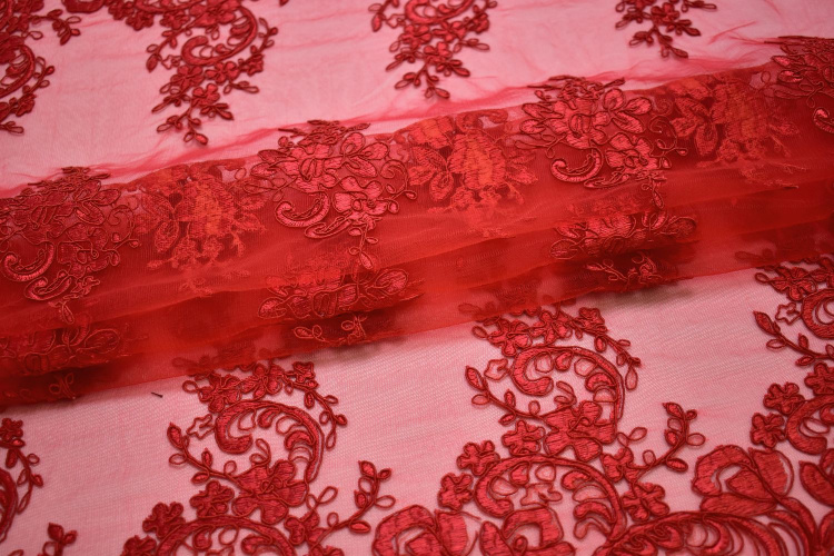 Сетка красная с вышивкой W-127477
