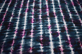 Шёлк-атлас синий розовый цветы W-130232