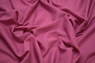 Плательная розовая ткань W-127731
